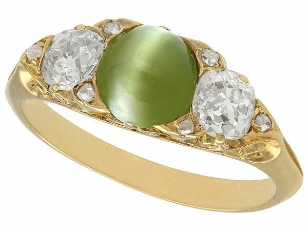 chrysoberyl diamond and yellow gold dress ring