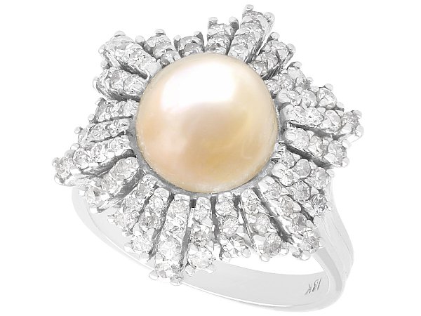 What's the Difference Between Cultured and Natural Pearls