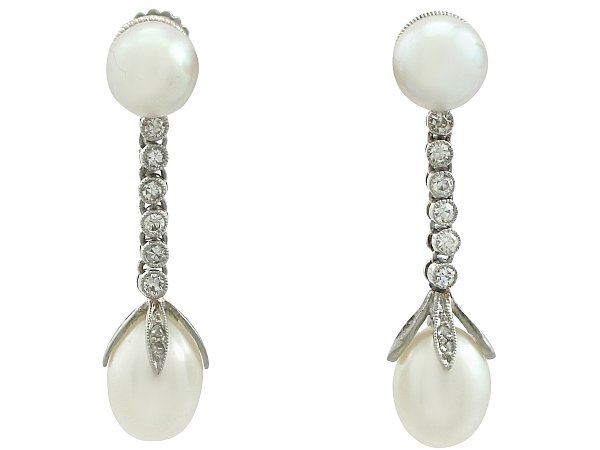 How to Style Pearl Earrings