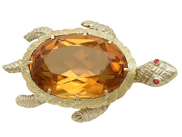 citrine and yellow gold brooch