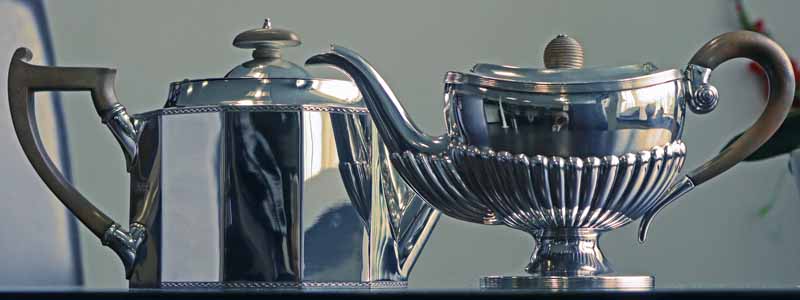 How to use a Silver Teapot