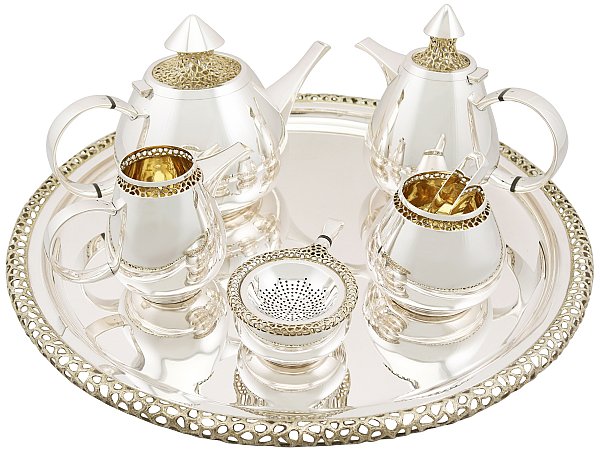 Pieces in a silver tea set