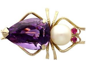 5 Unusual Vintage Jewellery Items to Add to Your Collection
