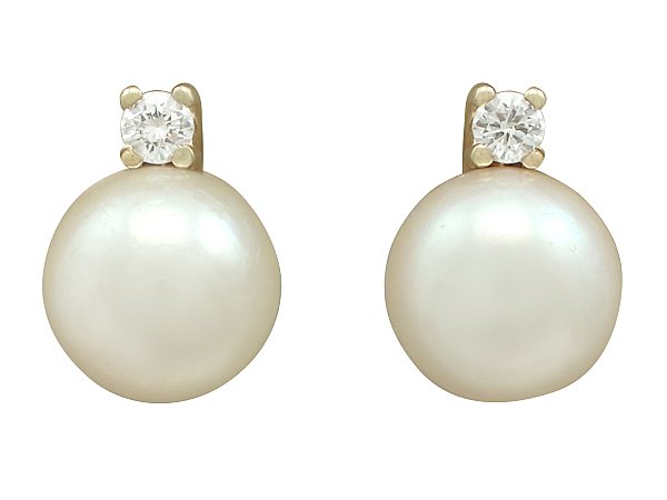 Pearl Earrings for a Navy Dress