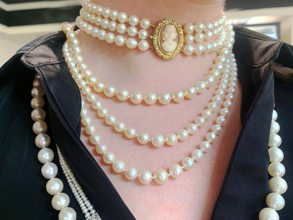 fashion layering pearl necklaces