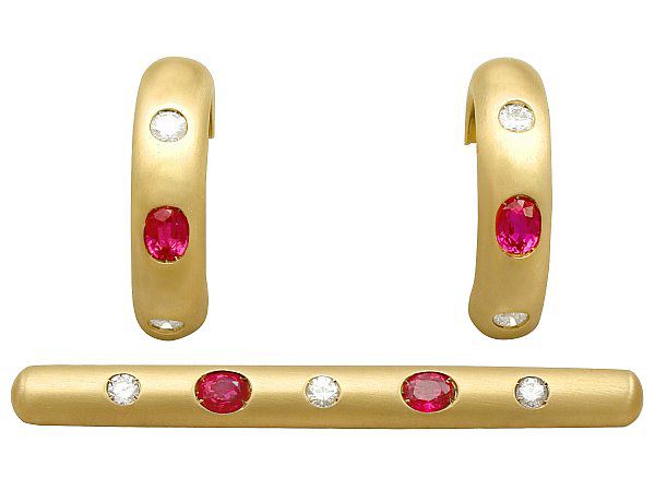 diamond ruby jewellery set 