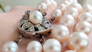 Elegant Pearl Jewellery