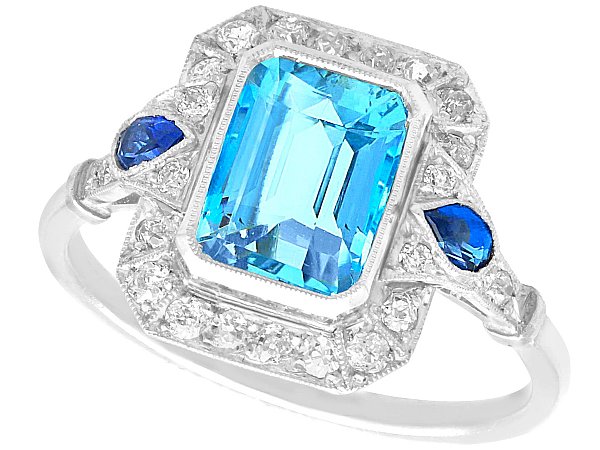 emerald cut aquamarine ring