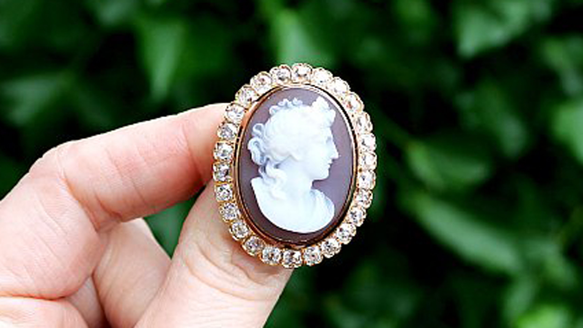 most valuable cameo jewellery