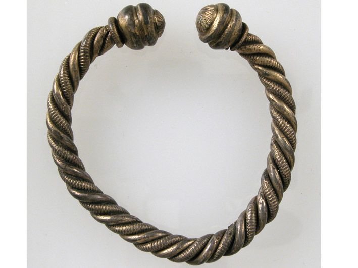 Bracelet History