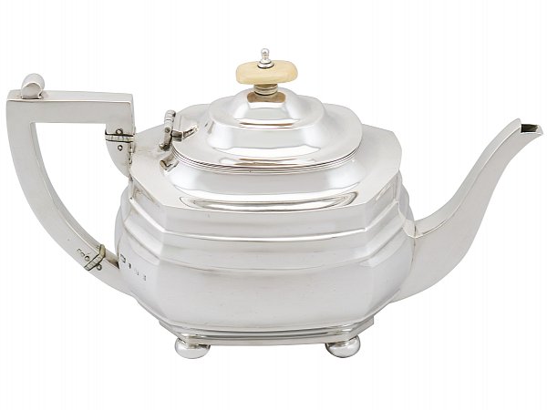 Panel Spout Teapot 