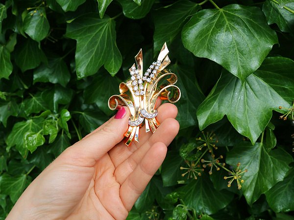 5 Unusual Vintage Jewellery Items to Add to Your Collection