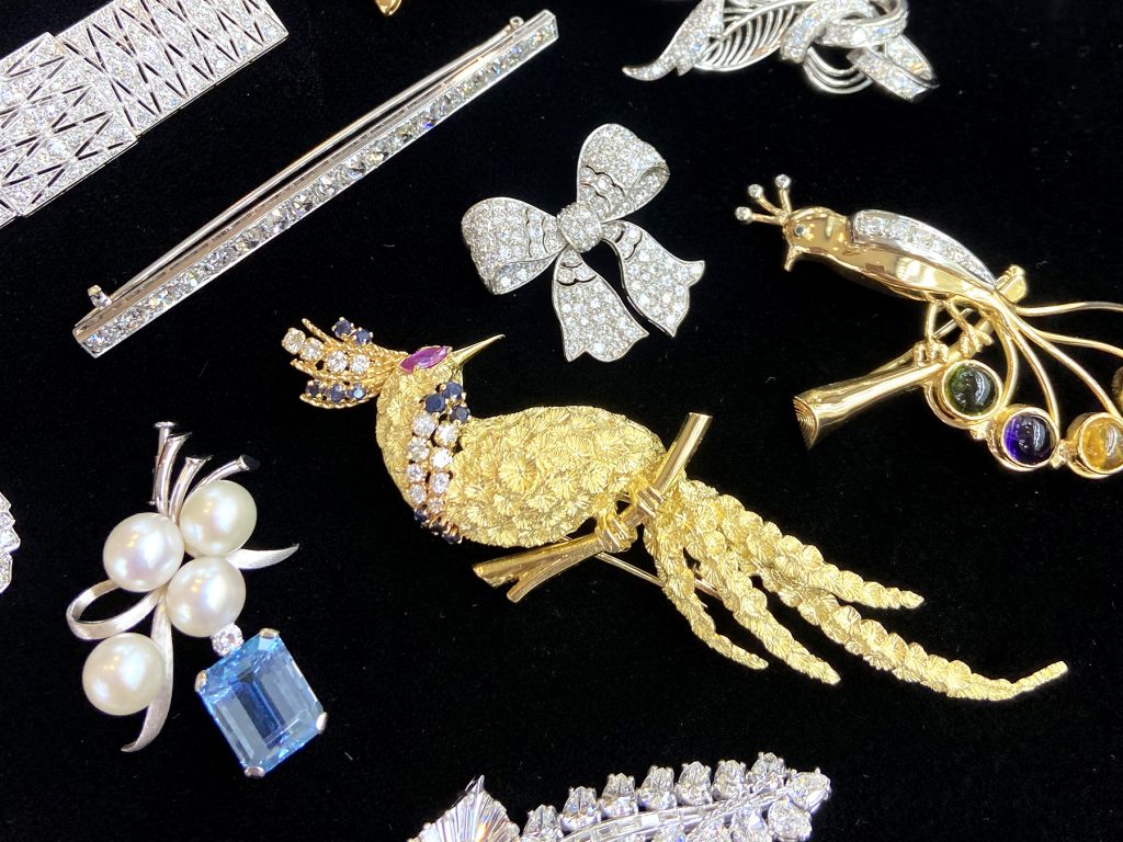 Male Celebrity Brooches