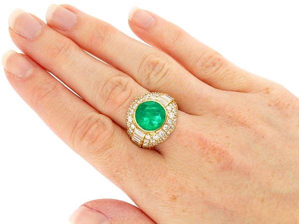 Colombian emerald jewellery