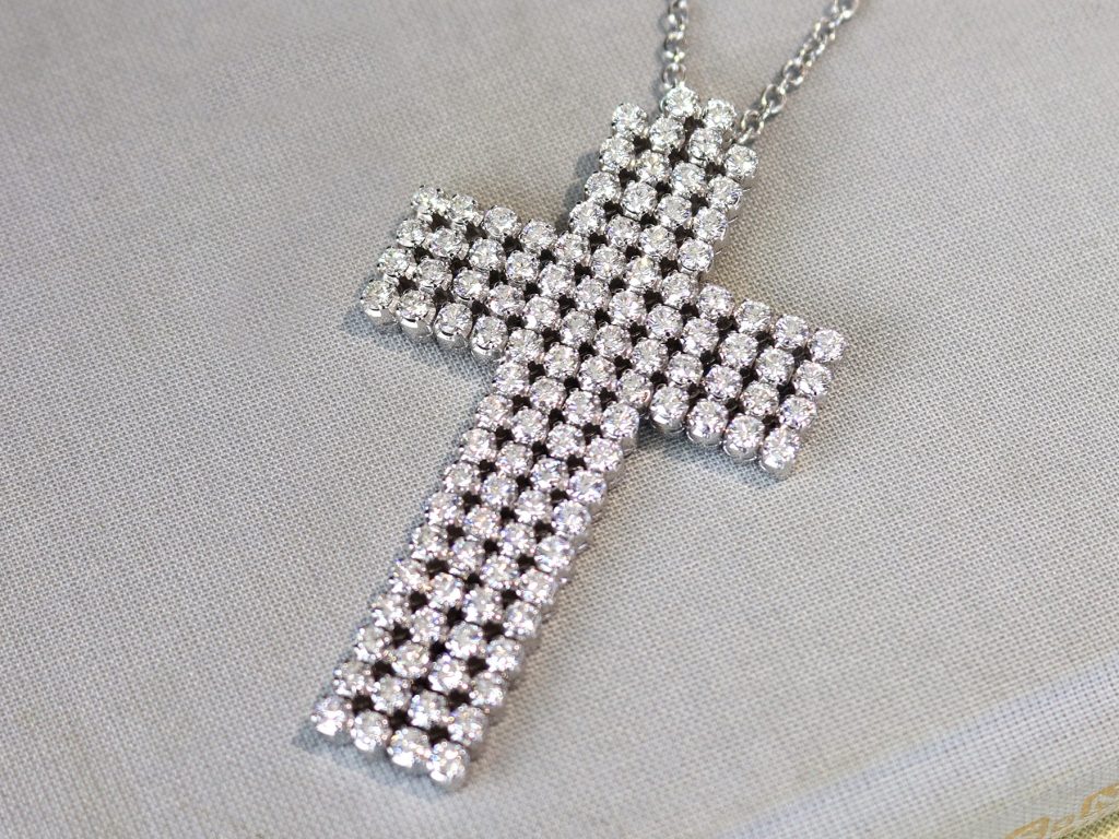 large diamond cross necklace