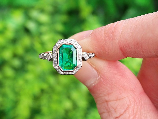 art deo emerald and diamond ring