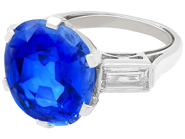 Sapphire and diamond Art deco engagement ring