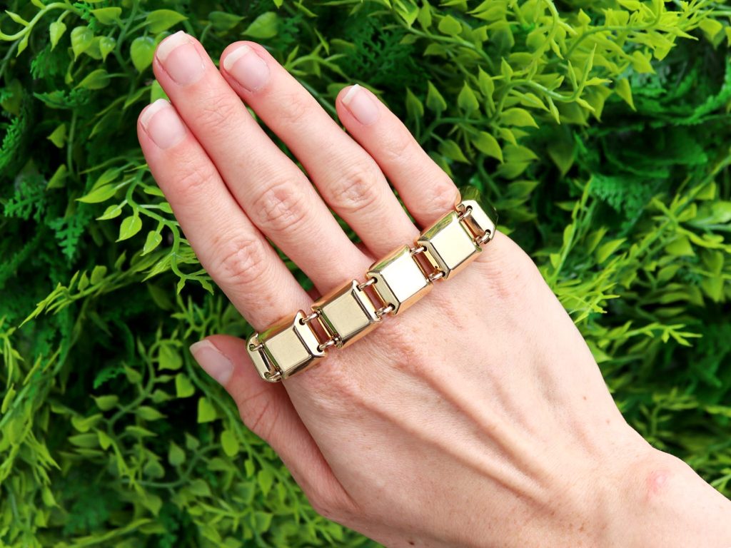  1940s yellow gold chunky bracelet on hand 