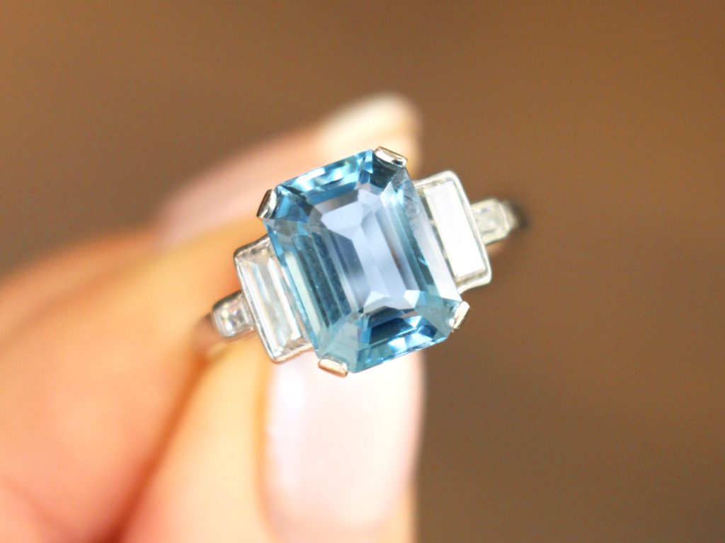 aquamarine diamond ring