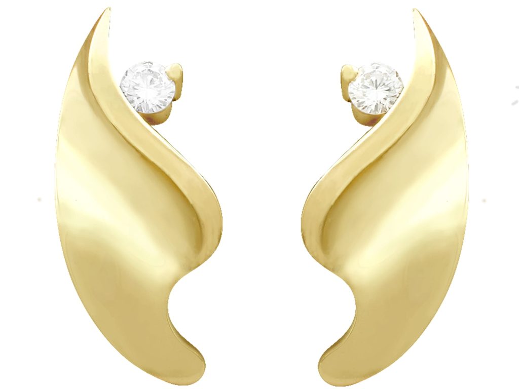 yellow gold studs 