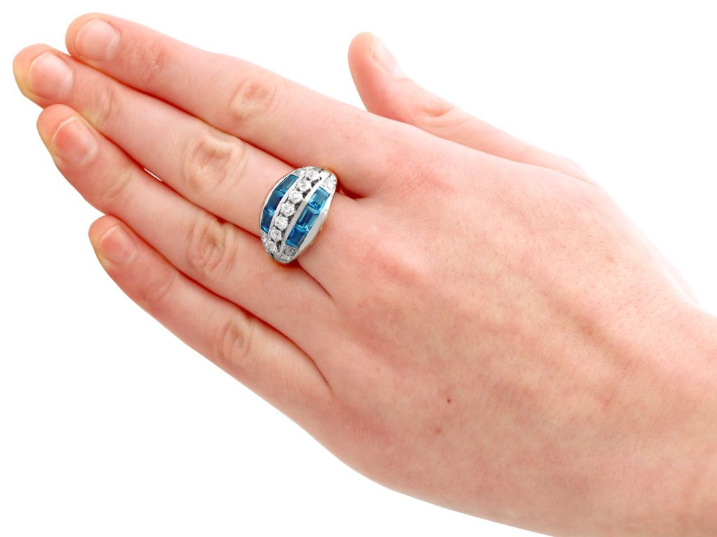 aquamarine ring wearing 