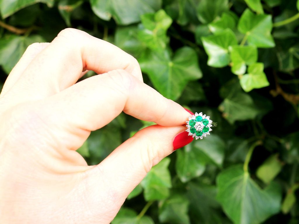 1960s emerald cocktail ring 