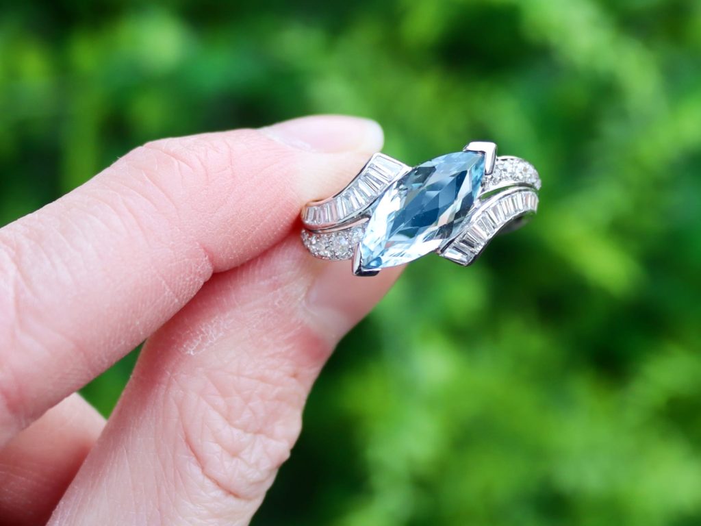 aquamarine and diamond ring 