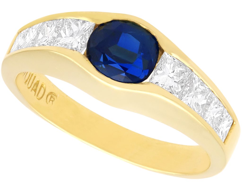 sapphire and diamond gold ring 