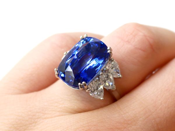 Art Deco sapphire ring