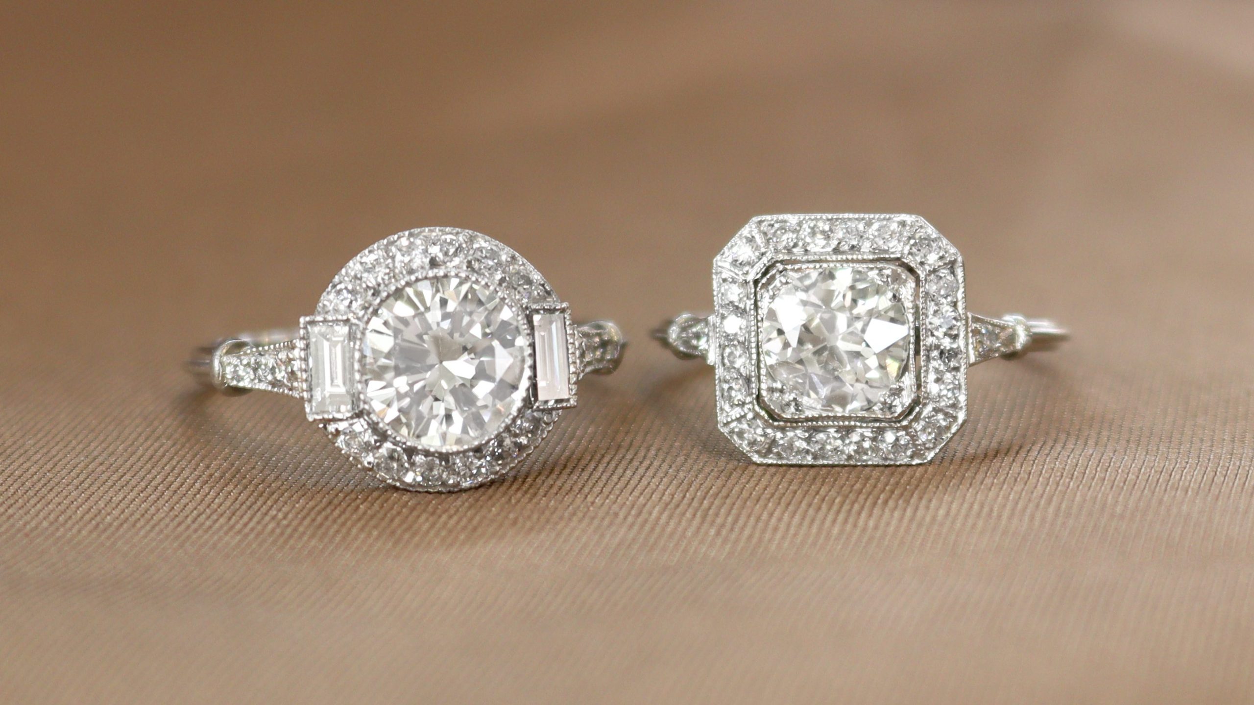 Halo vs. Solitaire Engagement Rings: Which Should You Choose?