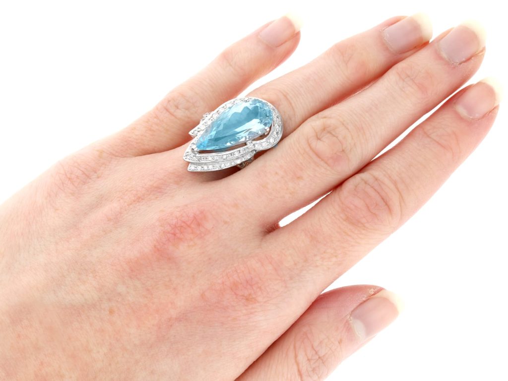 Pear Cut Halo Ring