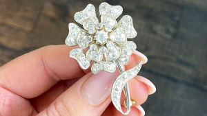 floral brooch